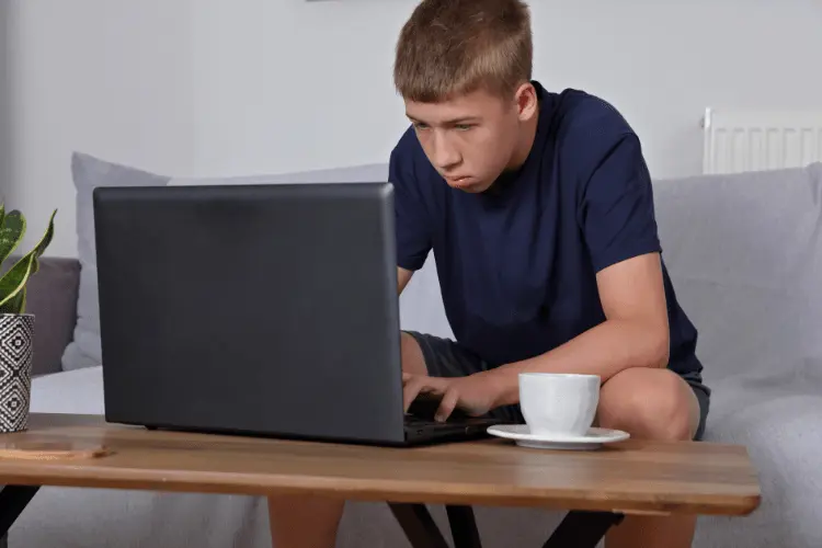 patostreaming